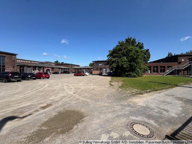 TOP Befahrbare Lagerhalle ca. 150m² mit Büro 30m² im Gewerbepark modern und historisch – Vorschau 2