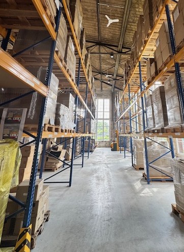 TOP Befahrbare Lagerhalle ca. 150m² mit Büro 30m² im Gewerbepark modern und historisch – Vorschau 6