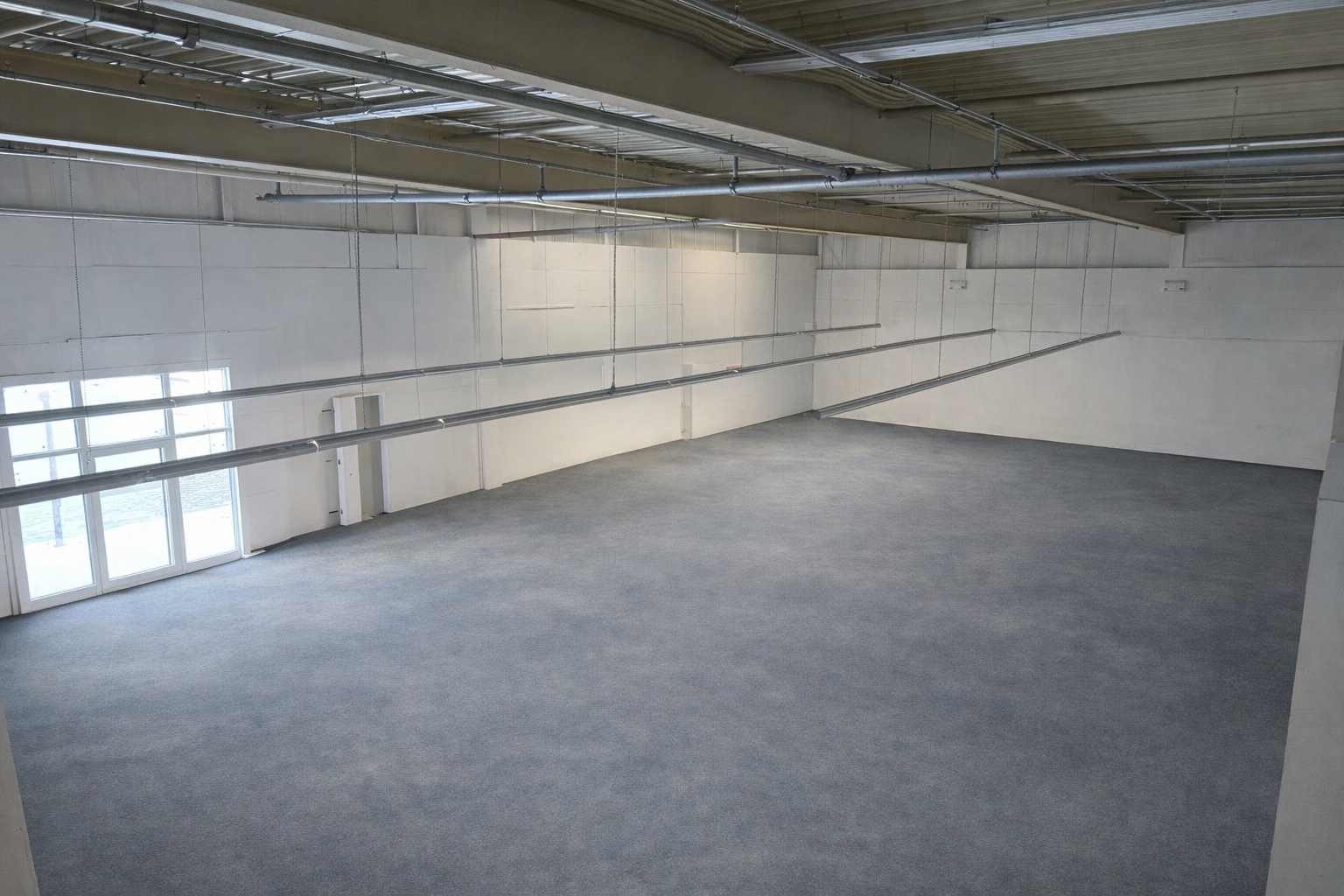 TOP Gewerbefläche/ Lagerhalle ehm. Möbelhaus oder sämtliche Gewerbliche Nutzung – Vorschau 4