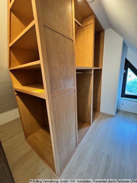 Eigentumswohnung mit Kamin im Dachgeschoss Top Eigentümergemeinschaft in Dortmund Loh – Vorschau 6