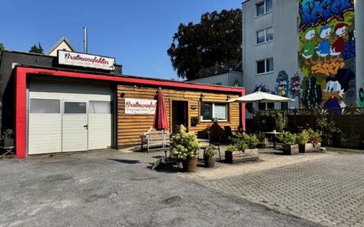 Landhausbäckerei Gewerbeeinheit ehm. Tankstelle mit gr. Vorplatz