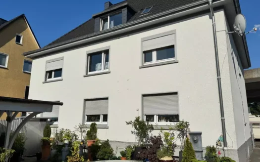 Gepflegtes Mehrfamilienhaus in Mengede zu verkaufen