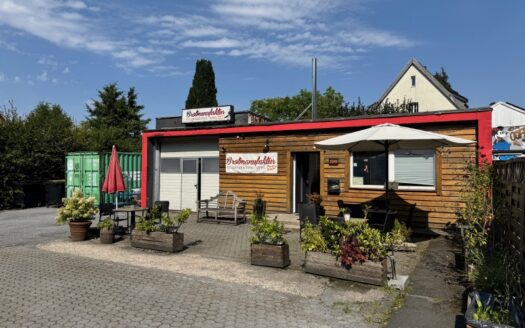 Landhausbäckerei Gewerbeeinheit ehm. Tankstelle mit gr. Vorplatz