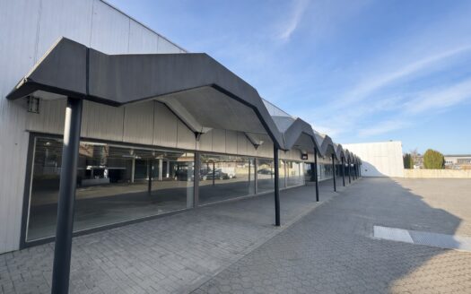 TOP Gewerbefläche „als Fitness oder Padle-Tennishalle “ oder sämtliche Gewerbliche Nutzung